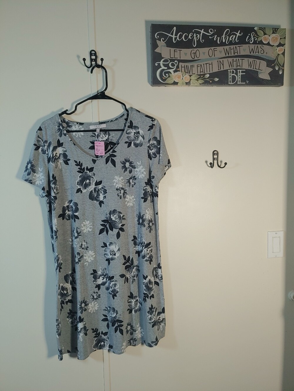 Blush By Us Angels Lg 12/14 Beautiful Black And Gray Short Sleeve Night Shirt
